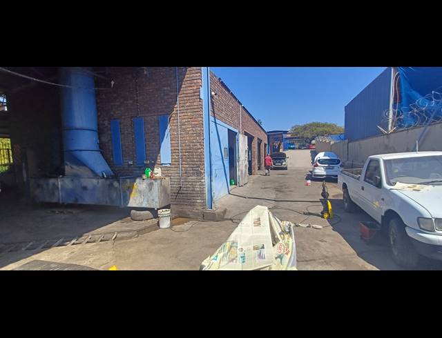 400M² WAREHOUSE TO LET IN NELSPRUIT EXT 8